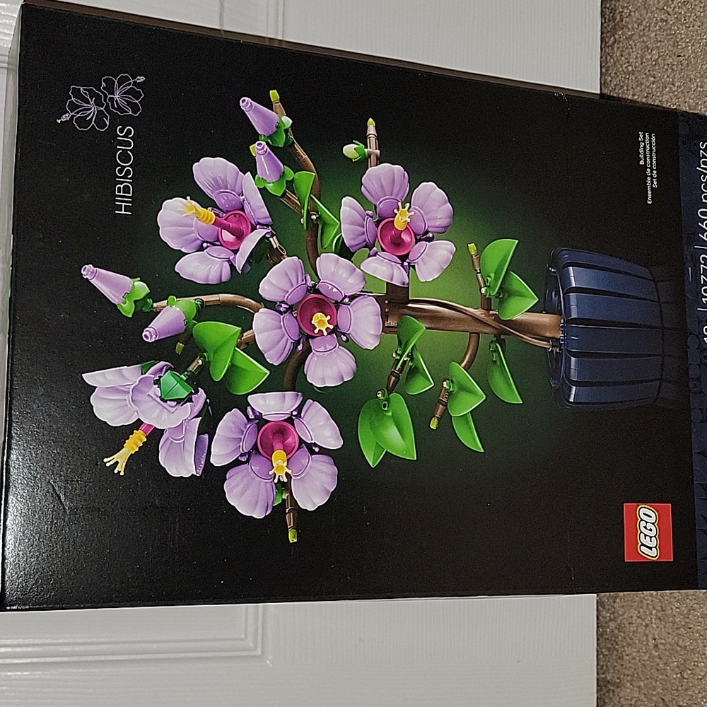 NIB Lego Botanicals Hibiscus